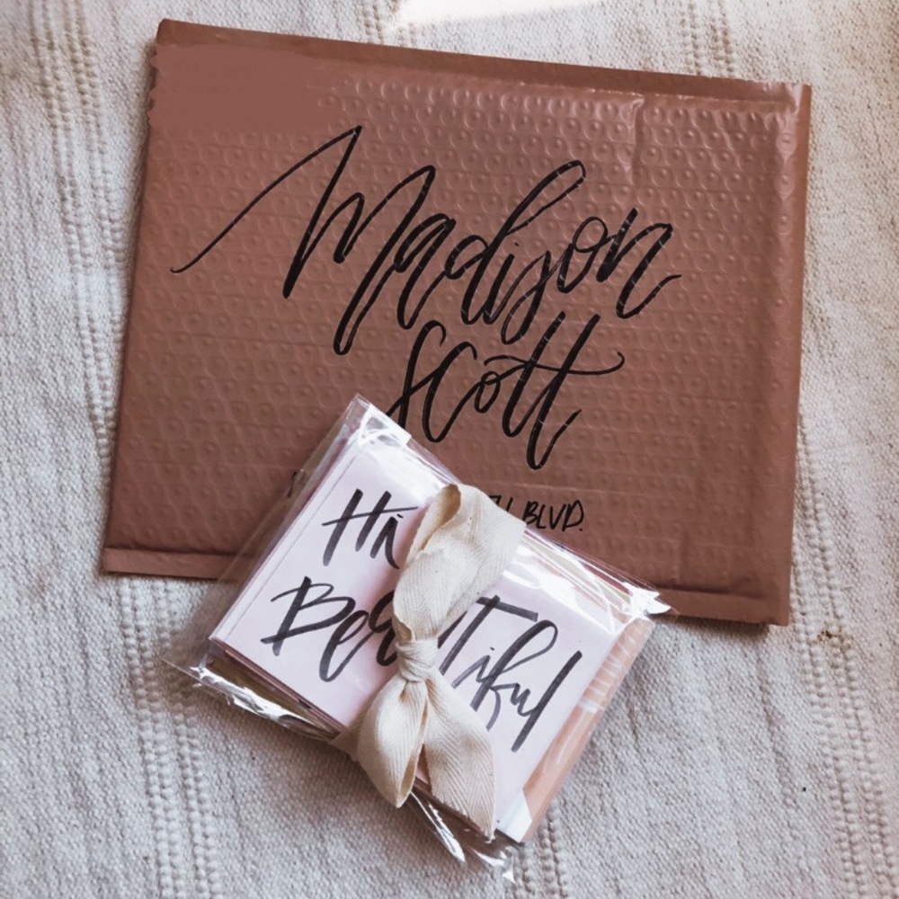 C L O S ET C L E A N O U T 🍊